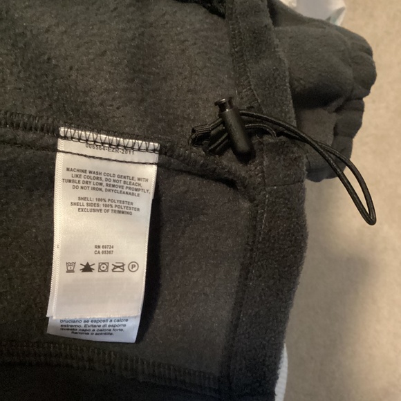 NWOT Men’s charcoal gray fleece Columbia jacket - Picture 6 of 7